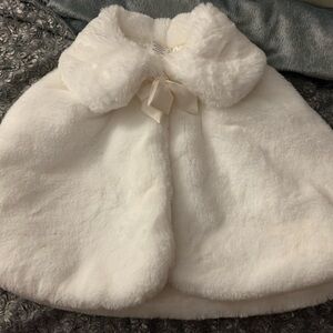 Gymboree Faux Fur Satin Lined Winter White Cape $30
Excellent condition